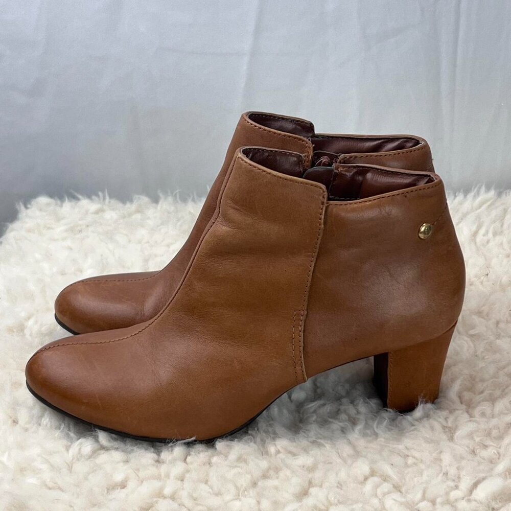 Hush Puppies Tan Brown Ankle Boots with Heel - Women's Size 7